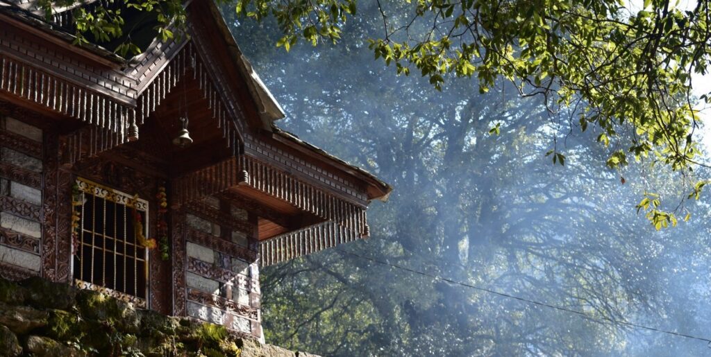 Chachogi-temple-Himachal