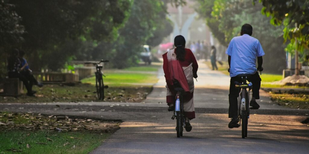 man-woman-cycling