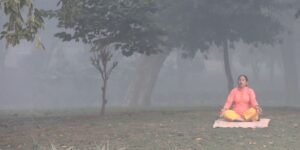 yoga-smog-Delhi