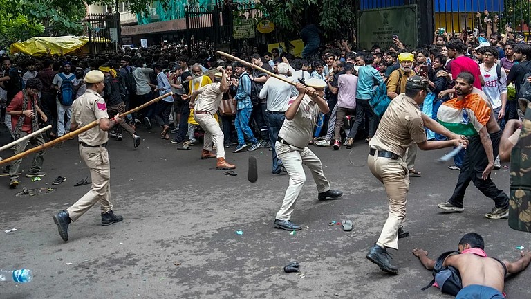 CJP protest lathicharge