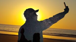 social media The_Master_Selfie