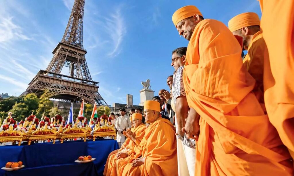 BAPS Eiffel Tower Paris