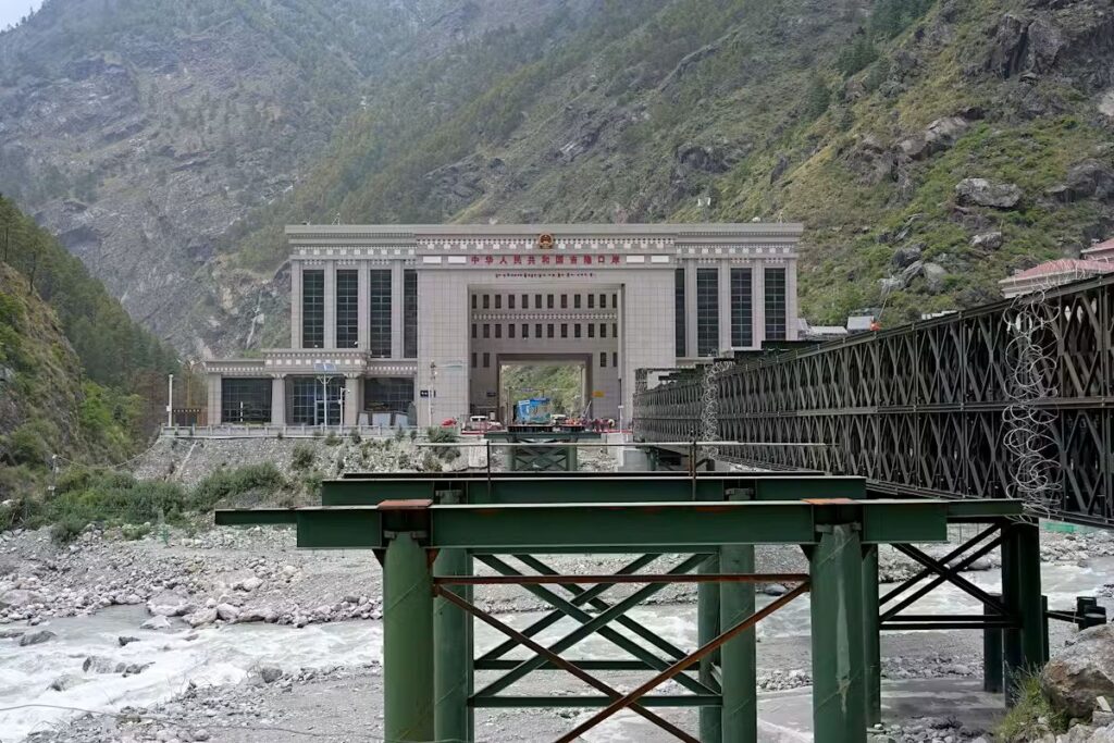 Tibet Nepal border crossing