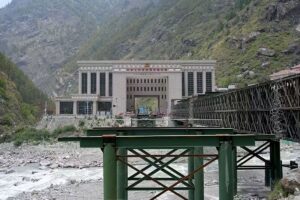 Tibet Nepal border crossing